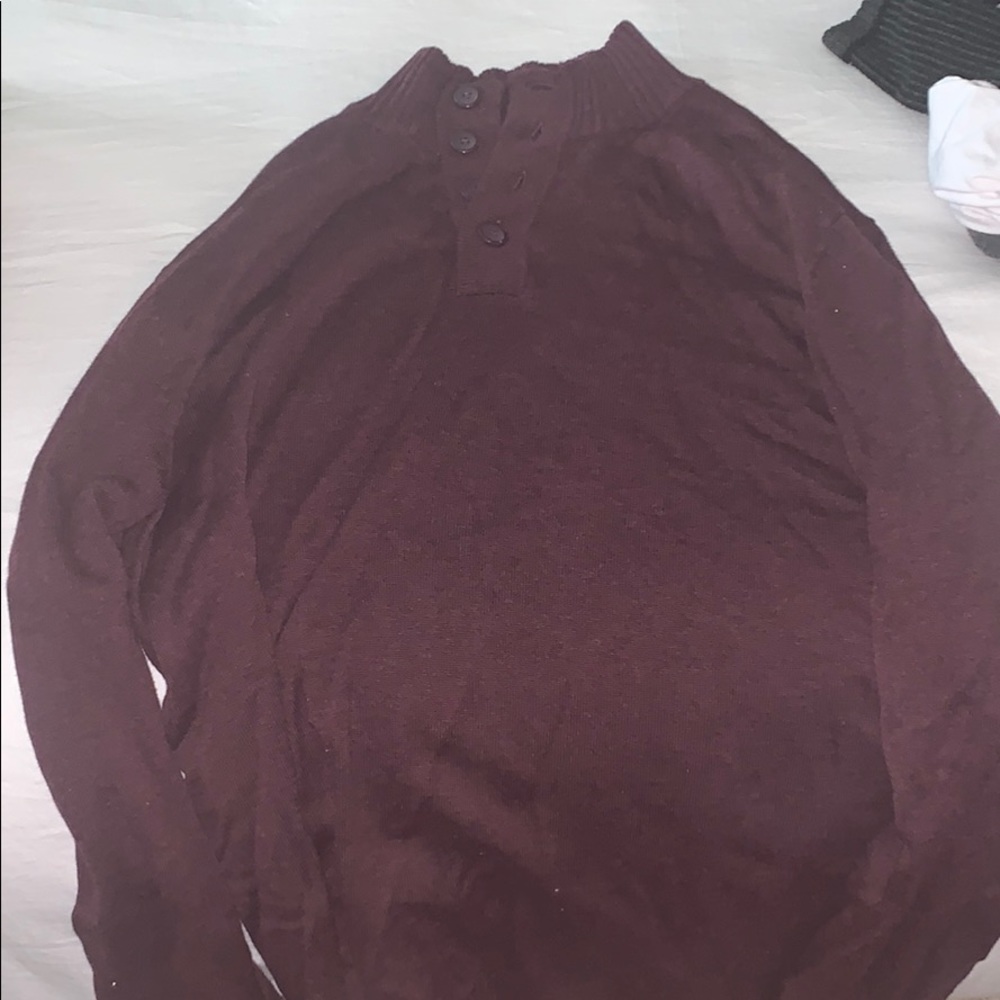Pull over sweater